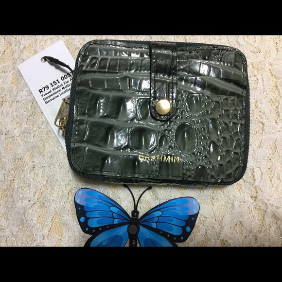 NWT SERPENTINE ZIP AROUND TRAVEL WALLET - Picture 4 of 8